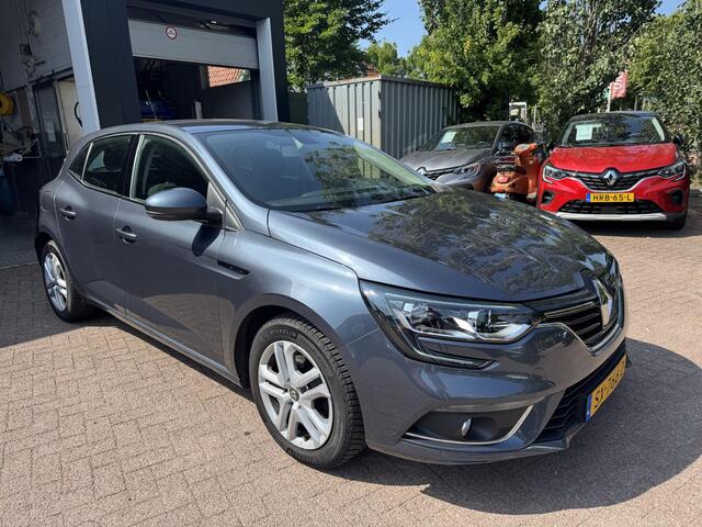 Renault MEGANE 1.3 TCe Zen 52.254KM!!