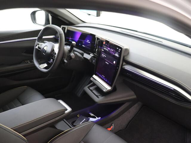 Renault MEGANE E-Tech comfort range iconic 60 kWh | Lederen bekleding | Adaptieve Cruisecontrol | Smart Rear View Mirror | Rondom Camera |