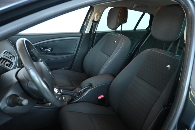 Renault MEGANE Estate 1.2 TCe Limited NAP! Ecc Navigatie Goed Onderhouden! Inruil Mogelijk!