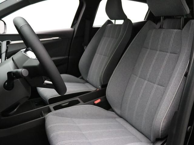 Renault MEGANE E-Tech 130pk comfort range Evolution 60 kWh Automaat Camera | Adapt. Cruise | Navi | Parkeersens. achter | Stoel-/stuurverw.