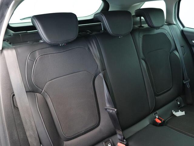 Renault MEGANE Estate 1.6 E-Tech Plug-In Hybrid 160pk Intens | Accu score 94% | Parkeersensoren rondom | Achteruitrijcamera |