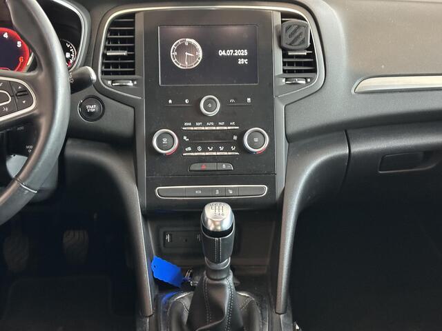 Renault MEGANE 1.2 TCe Bose NAVIGATIE | ACHTERUITRIJCAMERA | PARKEERSENSOREN