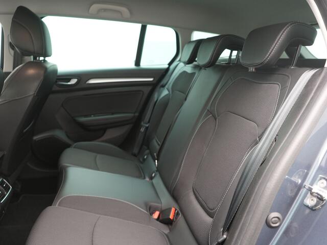 Renault MEGANE Estate TCe 140 Intens - RIJKLAARPRIJS - Trekhaak