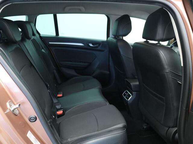 Renault MEGANE Estate 1.6 E-Tech Plug-In Hybrid Intens | Plug-in Hybride!| Climate Control | Navigatie | Velgen Lichtmetaal |