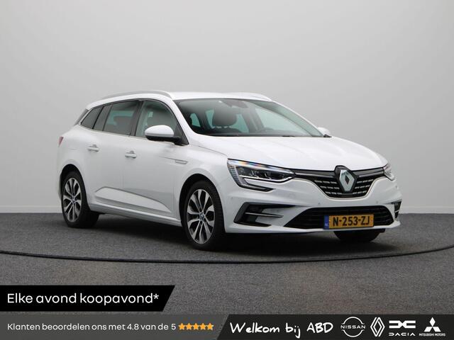 Renault MEGANE Estate E-Tech Plug-In Hybrid 160pk Intens | BOSE Premium audio | Achteruitrijcamera | 88% accu score | Parkeersensoren voor/achter | Head up Display