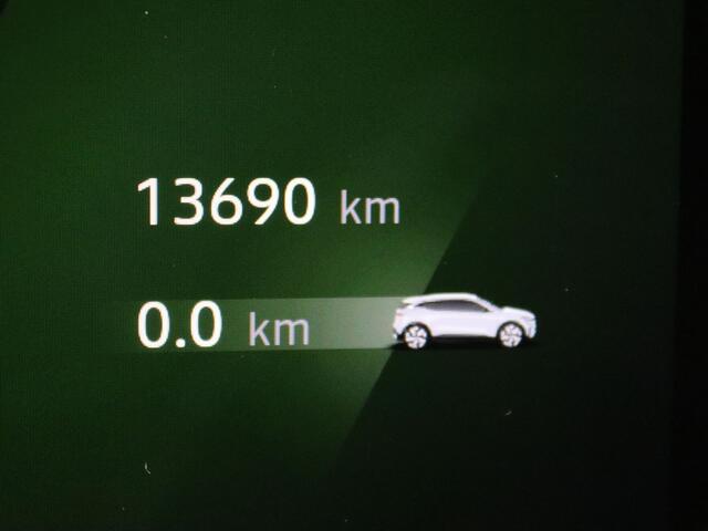 Renault MEGANE E-Tech 130pk comfort range Evolution 60 kWh Automaat Camera | Adapt. Cruise | Navi | Parkeersens. v+a | Stoel-/stuurverw.