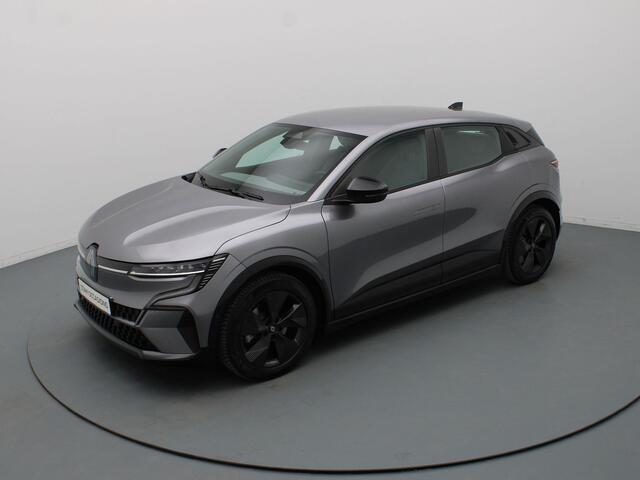 Renault MEGANE E-Tech 130pk comfort range Evolution 60 kWh Automaat Camera | Adapt. Cruise | Navi | Parkeersens. v+a | Stoel-/stuurverw.