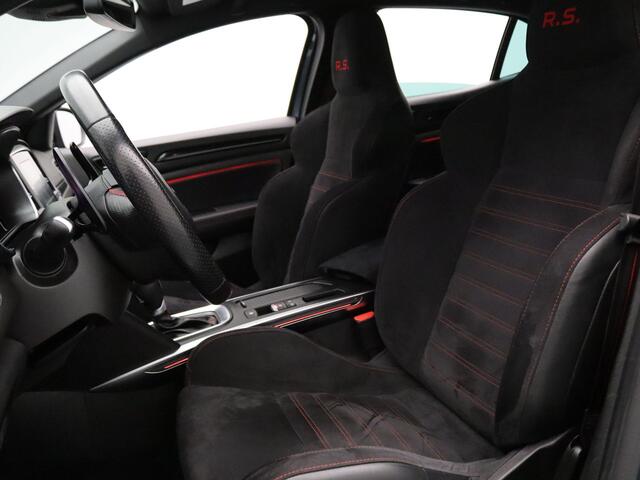 Renault MEGANE TCe 280pk RS EDC/AUTOMAAT Head-Up | Camera | Cruise | Parkeersens. v+a | Stoelverw. | 19" Velgen