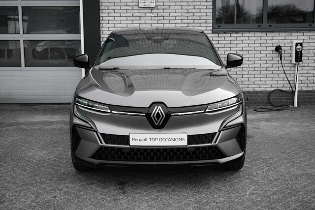 Renault MEGANE E-Tech EV60 Optimum Charge Iconic | lederen bekleding | Harman Kardon audio | elektrisch stoelverstelling | incl. Bovag rijklaarpakket met 12 maanden garantie |
