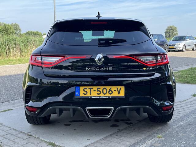 Renault MEGANE 1.8 TCe 280 PK RS / Automaat / Alcantara / 4-Control / Stoelverw. / Camera / PDC V+A / Apple Carplay - Android Auto / Keyless / 19'' LMV /