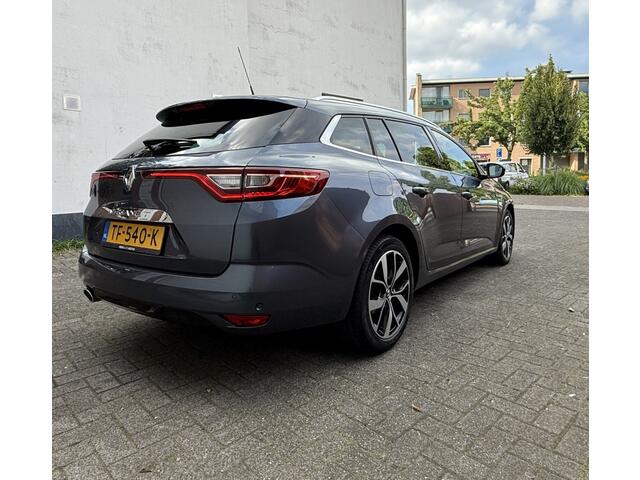 Renault MEGANE 1.3 TCE BOSE 140PK Massagestoel Keyless DAB