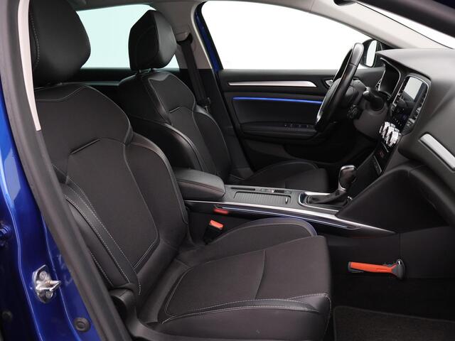 Renault MEGANE Estate 1.3 TCe 140 PK AUTOMAAT INTENS + TREKHAAK 1700 KG | SFEERVERLICHTING | 17 INCH | FULL LED | CARPLAY