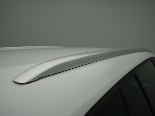 Renault MEGANE Estate 1.6 E-Tech Plug-In Hybrid 160 - RIJKLAARPRIJS - Achteruitrijcamera - All Seasonbanden - Cruise Control Adaptief