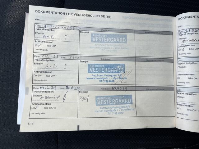 Renault MEGANE Estate 1.6 E-Tech Plug-In Hybrid 160 Intens / Automaat / Apple Carplay - Android Auto / Keyless / Stoelverw. / PDC V+A / 16'' LMV /