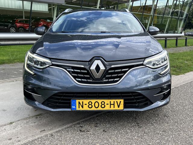 Renault MEGANE Estate 1.3 TCe Intens / Automaat / Trekhaak / Keyless / Cruise / Climate / Applecarplay - Androidauto /
