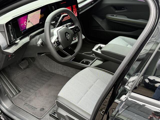 Renault MEGANE E-Tech comfort range techno 60 kWh | Camera | Winterpack | Harman & Kardon | Digitale Binnenspiegel