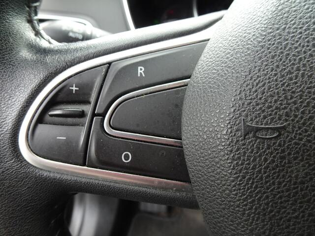 Renault MEGANE Estate 1.2 TCe Zen