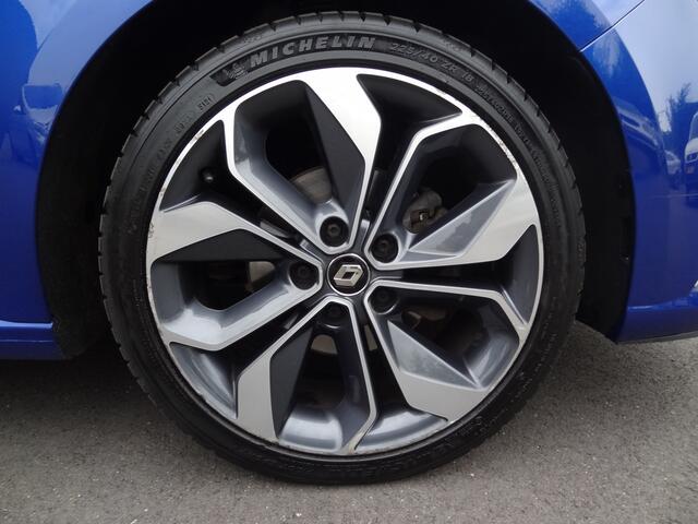 Renault MEGANE 1.2 TCe GT-Line | PANO | CAMERA | ADAPT CRUISE | 18 INCH LV