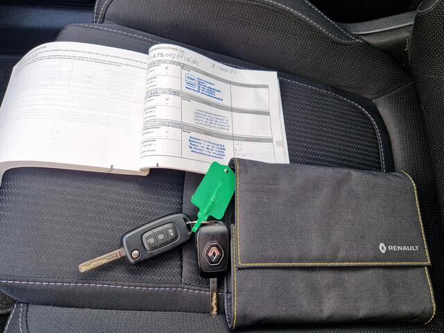 Renault MEGANE Estate 1.6 E-Tech Plug-In Hybrid 160 Business Zen / Dealer Onderhouden / Trekhaak / Navigatie / Apple Carplay & Android auto / Parkeersensoren / Climate Control /