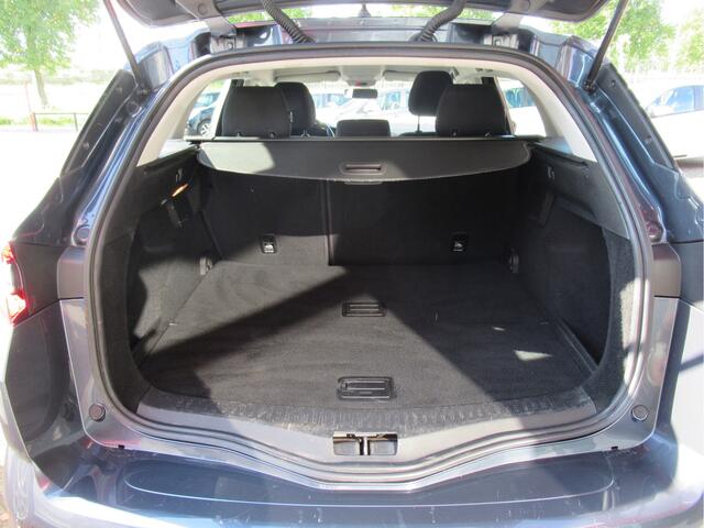 Renault MEGANE Estate 1.2 TCe Limited | Clima-Airco | Navigatie | Parkeersensoren | Incl. Garantie | Trekhaak | 6-Bak |