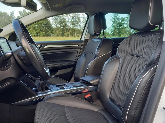 Renault MEGANE Estate 1.3 TCe Bose