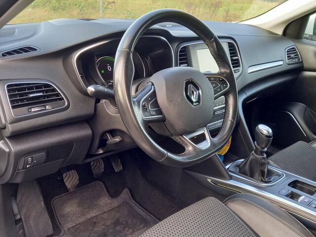 Renault MEGANE Estate 1.3 TCe Bose
