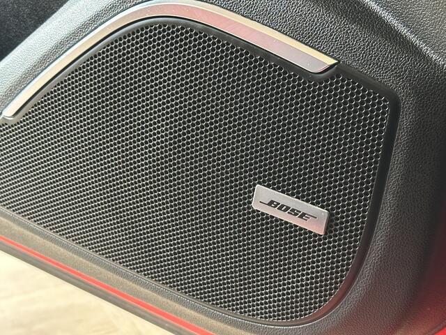 Renault MEGANE Estate 1.6 TCe 205pk GT | Groot Navi | 18 inch | Bose | Pano | Dodehoek | Led | Volledig dealer onderhouden!