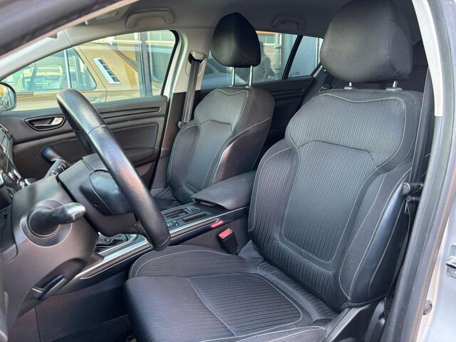 Renault MEGANE Estate BWJ 2017 1.5 dCi 111 PK Limited NIEUW BINNEN !!