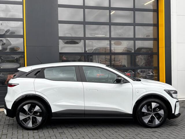 Renault MEGANE EV40 Equilibre Boost Charge Trekhaak Pack Winter