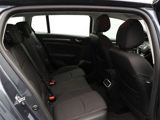 Renault MEGANE Estate 1.6 E-Tech Plug-In Hybrid 160 Business Zen | Trekhaak | Accu schore 88 | Dealer onderhouden | Achteruitrijcamera |