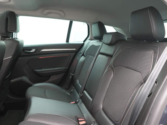 Renault MEGANE Estate TCe 130 EDC Bose - RIJKLAARPRIJS - Automaat - Elektrisch Glazen Schuif-/Kanteldak - Dealeronderhouden