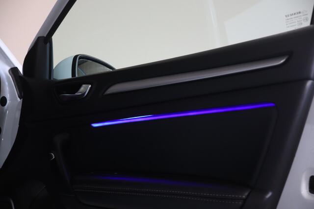 Renault MEGANE Estate 1.2 TCe Bose NL-Auto!! Pano I Stoelmassage I Sfeerverlichting