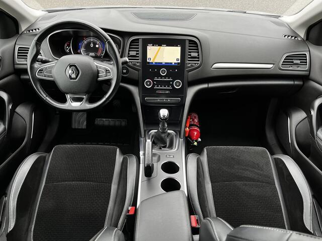 Renault MEGANE Estate 1.5 dCi Limited / Trekhaak / Keyless / PDC 360' / Camera / Lane assist / Cruise / DAB /