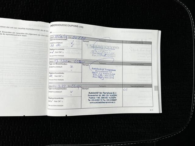 Renault MEGANE Estate 1.5 dCi Limited / Trekhaak / Keyless / PDC 360' / Camera / Lane assist / Cruise / DAB /