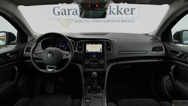 Renault MEGANE Estate TCe 140 Limited