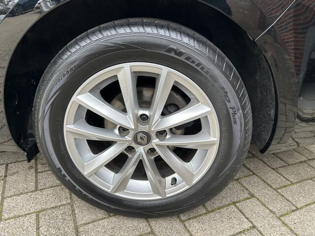 Renault MEGANE Estate 1.3 TCe Limited