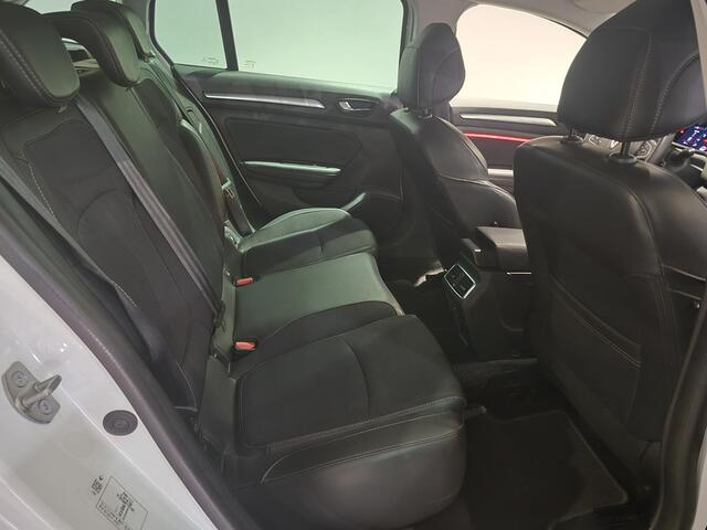 Renault MEGANE Estate TCe 140PK Automaat Techno | Pack Parking & Winter | Navigatie | Cruisecontrol | Parkeersensoren |