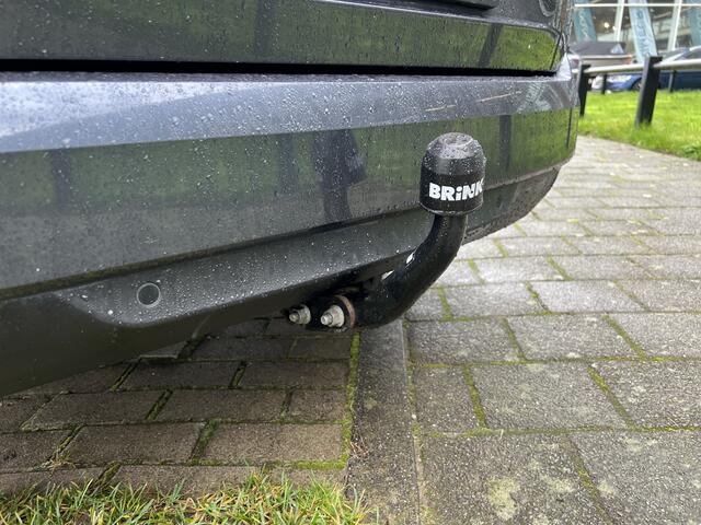 Renault MEGANE Tce Business / Trekhaak / Cruise / Camera / Applecarplay - Androiduato