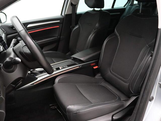 Renault MEGANE Estate TCe 140pk Techno EDC/AUTOMAAT Climate | Cruisecontrol | Navi | Parksens. v+a | Stoel -/ Stuur verwarmd