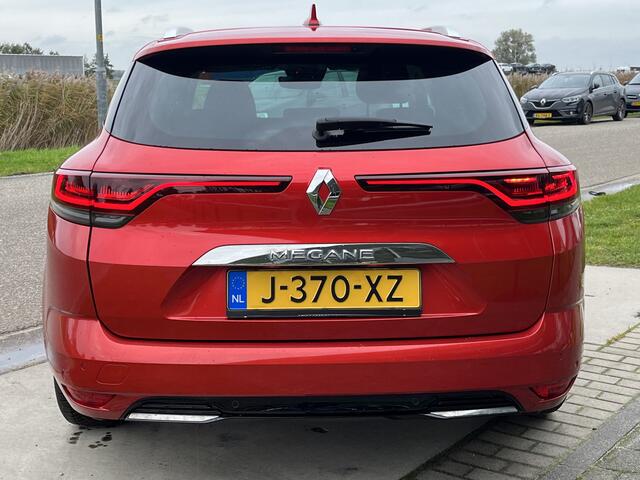 Renault MEGANE Estate 1.5 Blue dCi Intens / Automaat / Camera / Apple Carplay - Android Auto / Bose / Keyless / 16'' LMV /