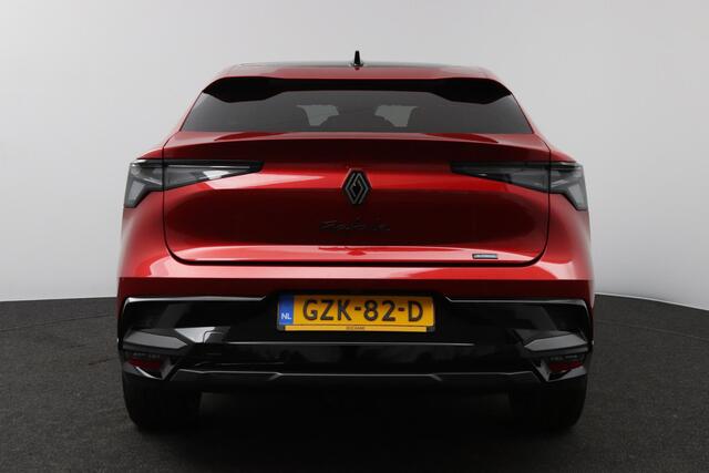 Renault Rafale E-Tech 4x4 plug-in hybrid 300 atelier Alpine