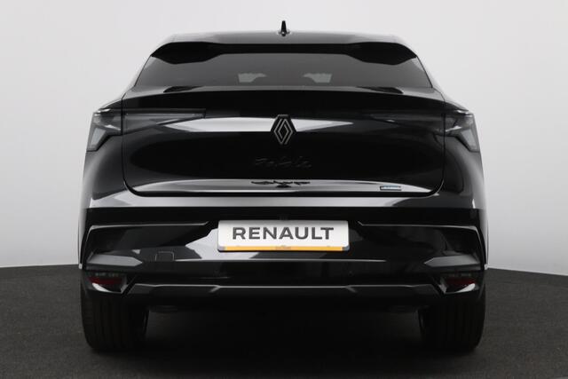 Renault Rafale 1.2 E-Tech 4x4 plug-in hybrid 300 atelier Alpine