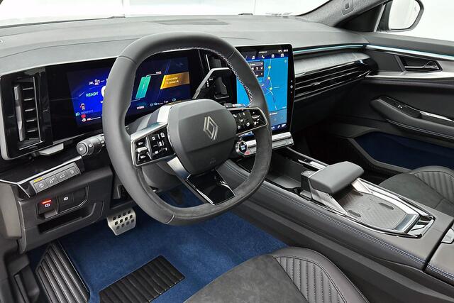 Renault Rafale 1.2 E-Tech 4x4 plug-in hybrid 300 esprit Alpine Pano, 4 Control, Adaptive cruise