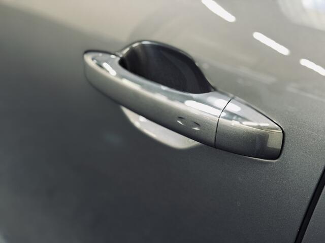 Renault SCENIC 1.3 TCe Limited | Unieke KM!