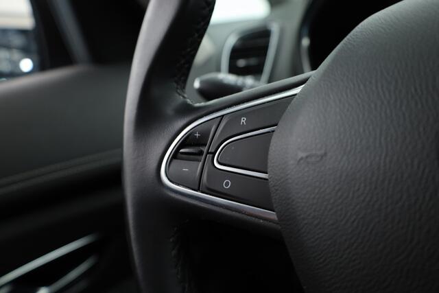 Renault SCENIC 1.3 TCe Intens | Navi | Massage | Stoelver. | Camera | Dodehoek. | PDC V+A