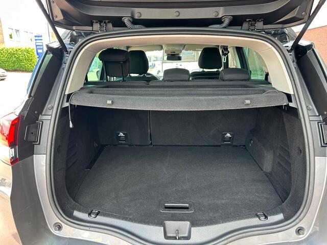 Renault SCENIC 1.3 TCe Limited Climate C, Cruise C, Navigatie, Camera!!!!