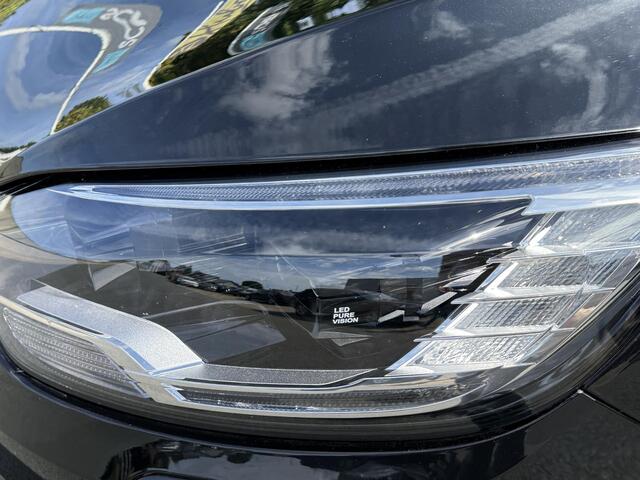 Renault SCENIC 1.3 TCe 159PK AUT Black EditionoPanooLeder