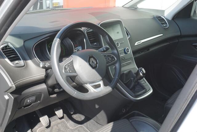 Renault SCENIC 1.5 dCi | Trekhaak | Navigatie | Cruise Control | Airco |
