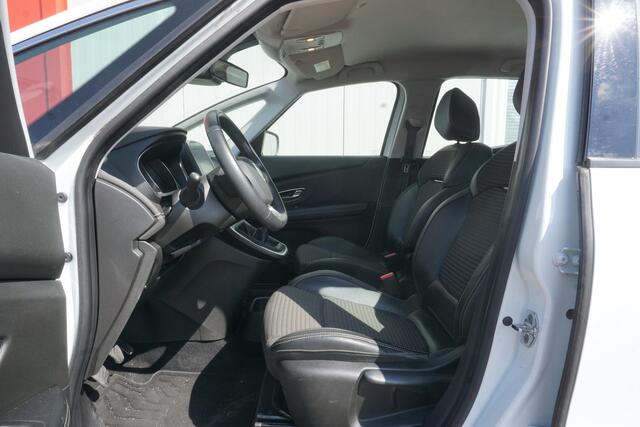 Renault SCENIC 1.5 dCi | Trekhaak | Navigatie | Cruise Control | Airco |