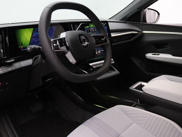 Renault SCENIC E-Tech 220pk long range iconic Automaat Harman Kardon | Camera | Adapt. Cruise | Parkeersens. v+a | Stoel-/stuurverw.